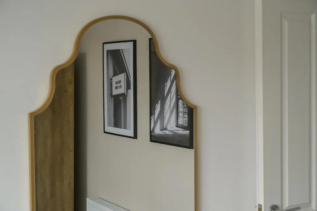 Central Belfast Apartments: Botanic Apartment