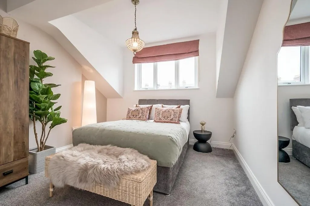 Central Belfast Apartments: Botanic United Kingdom